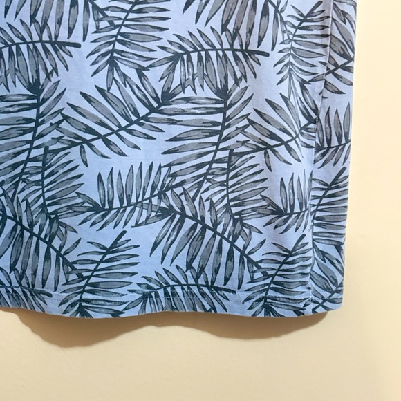 Silver Jeans Smokey Blue Leaf Print Tee 100% Cotton - Picture 13 of 13